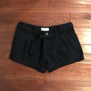 Old Navy front tie shorts